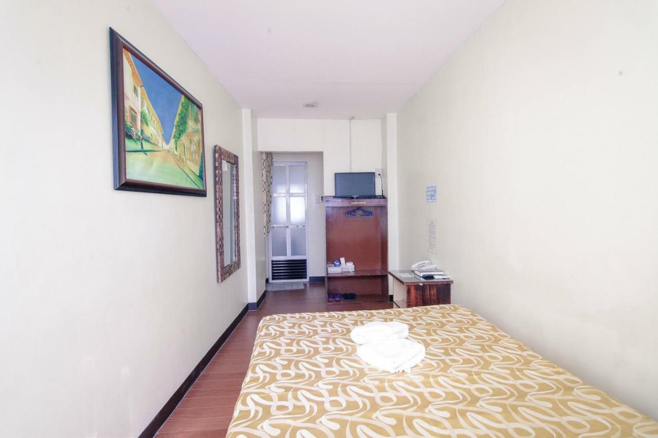 Fj Manila Hotel Daraga  Extérieur photo