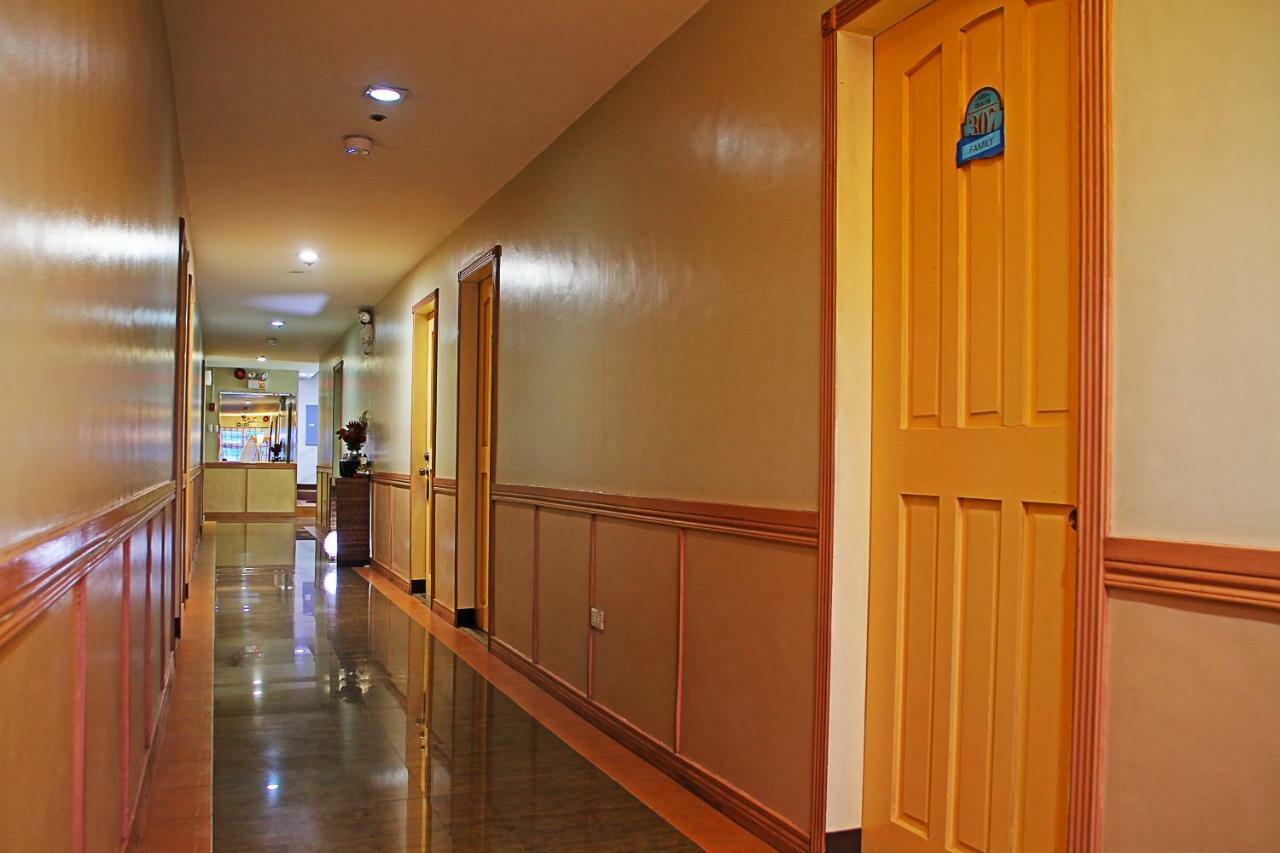 Fj Manila Hotel Daraga  Extérieur photo